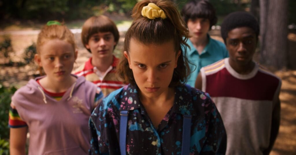 reescreva o título em portugues do brasil usando outras palavras: Stranger Things Season 5 chega mesmo em 2025 E não acrescentar nenhum texto ou tag além do próprio texto traduzido