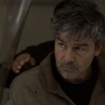 reescreva o título em português do brasil usando outras palavras: DC Fans Get Mad at 2026 Green Lantern Show Again as New Teaser Supports a Divisive Theory E não acrescentar nenhum texto ou tag além do próprio texto traduzido