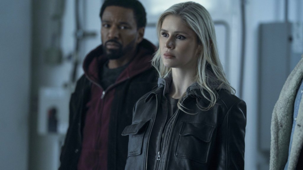 As 2 Decisões Chocantes de Starlight no Episódio 3 da 5ª Temporada de The Boys Explicadas e Como Elas Mudam o Futuro