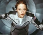 Este Filme de Ficção Científica Clássico dos Anos 90 Tem Uma Cena Que Ainda Intriga os Fãs (Mesmo Sendo Incrível)