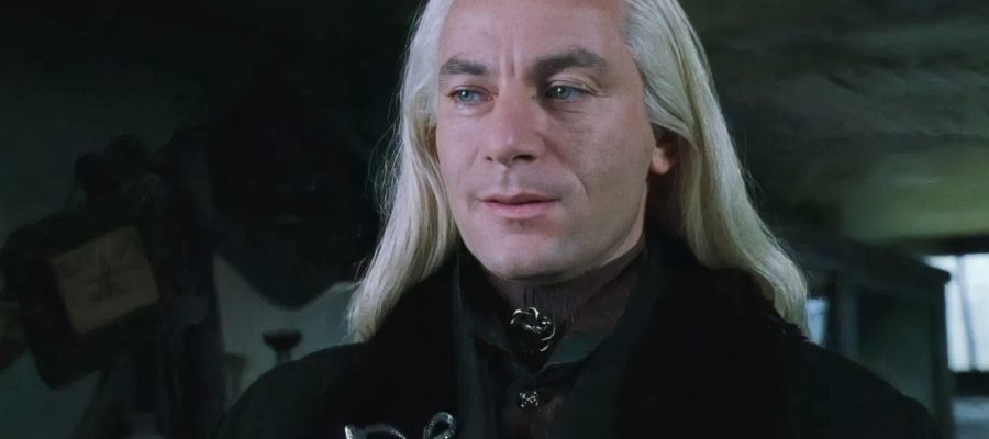 Jason Isaacs reage de forma impecável ao novo ator de Lucius Malfoy no reboot de Harry Potter