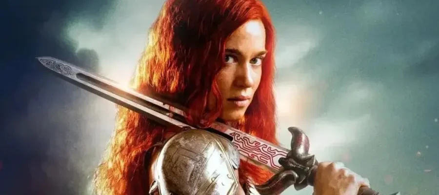 Sonja Vermelha: a guerreira ressurge nos cinemas em 2025, armada e sensual.