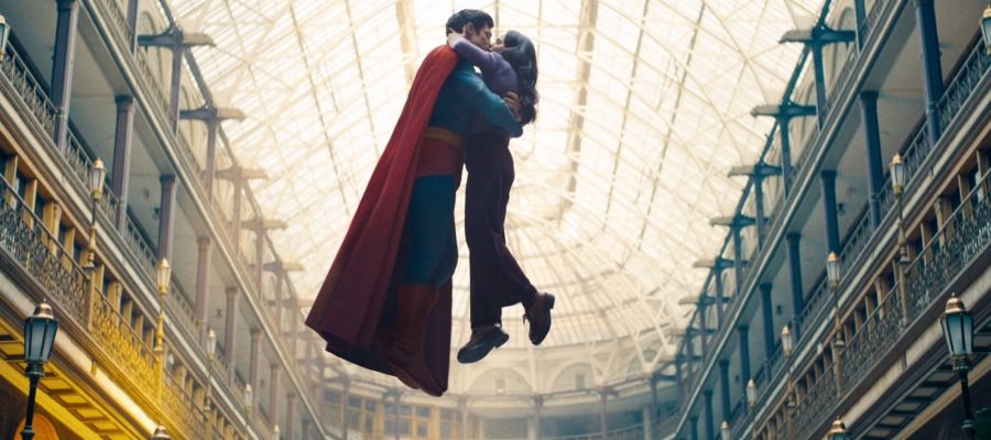 Superman Inverte a Cena Mais Marcante do Filme com Christopher Reeve